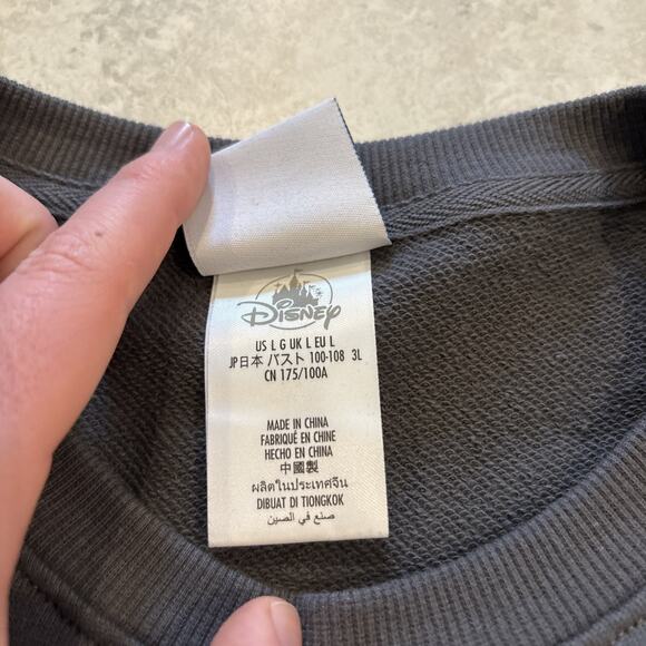 2021 Disney World Park 50th Anniversary October 1st Castle Fireworks Sz L NWT - Picture 5 of 10